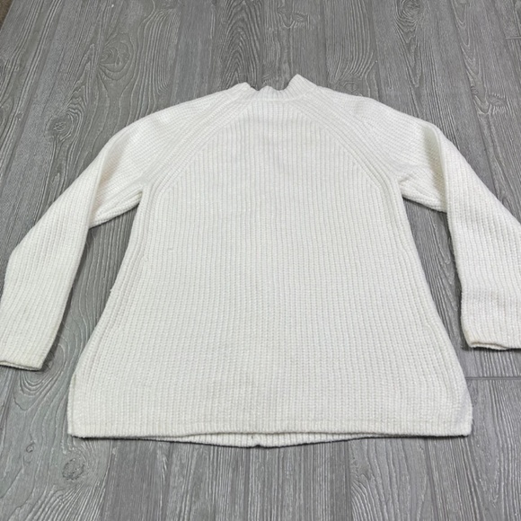 J. JILL Chenelle Cable Knit Sweater Women's size XS Ivory Split Hem Tunic - Picture 4 of 7